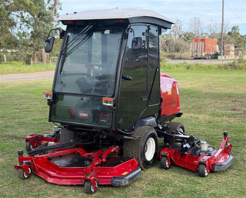 Toro Groundsmaster 4010D wide area ride on diesel commercial lawn mower