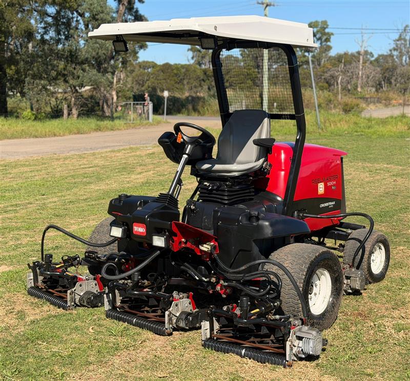 Toro Reelmaster 5010-H cross trax hybrid AWD reel cylinder fairway diesel mower
