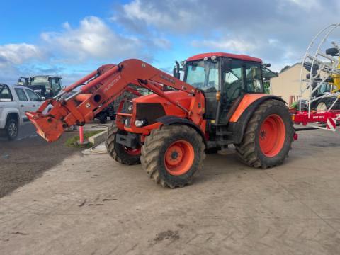 Photo 1. Kubota M126X tractor