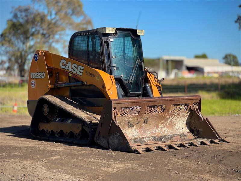 Case TR320 Positrack skid steer loader