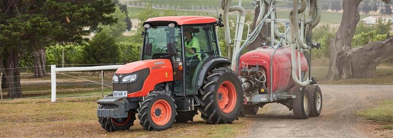 Photo 1. Kubota M8540 Standard ROPS & CAB tractor