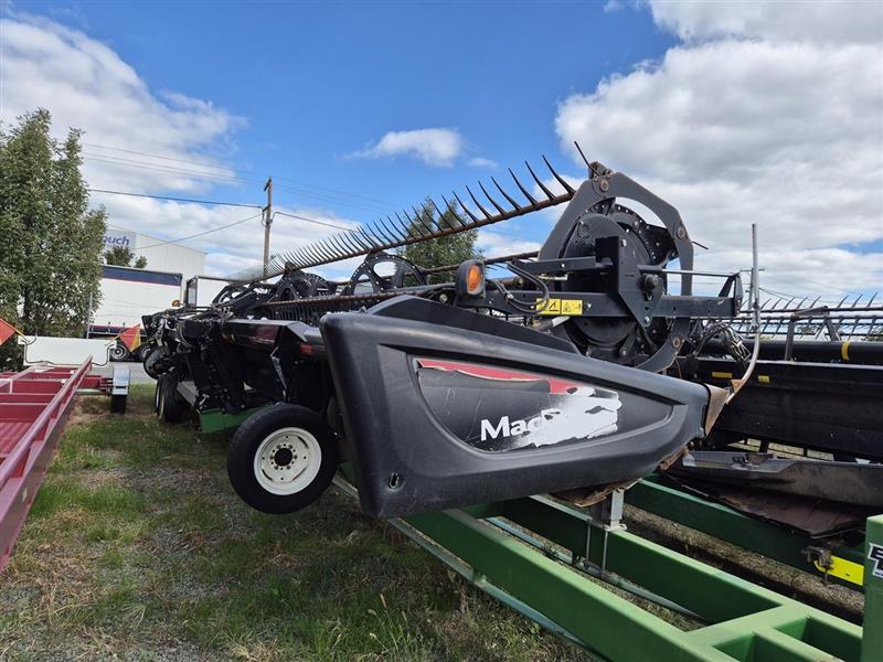 Macdon D65 harvester front