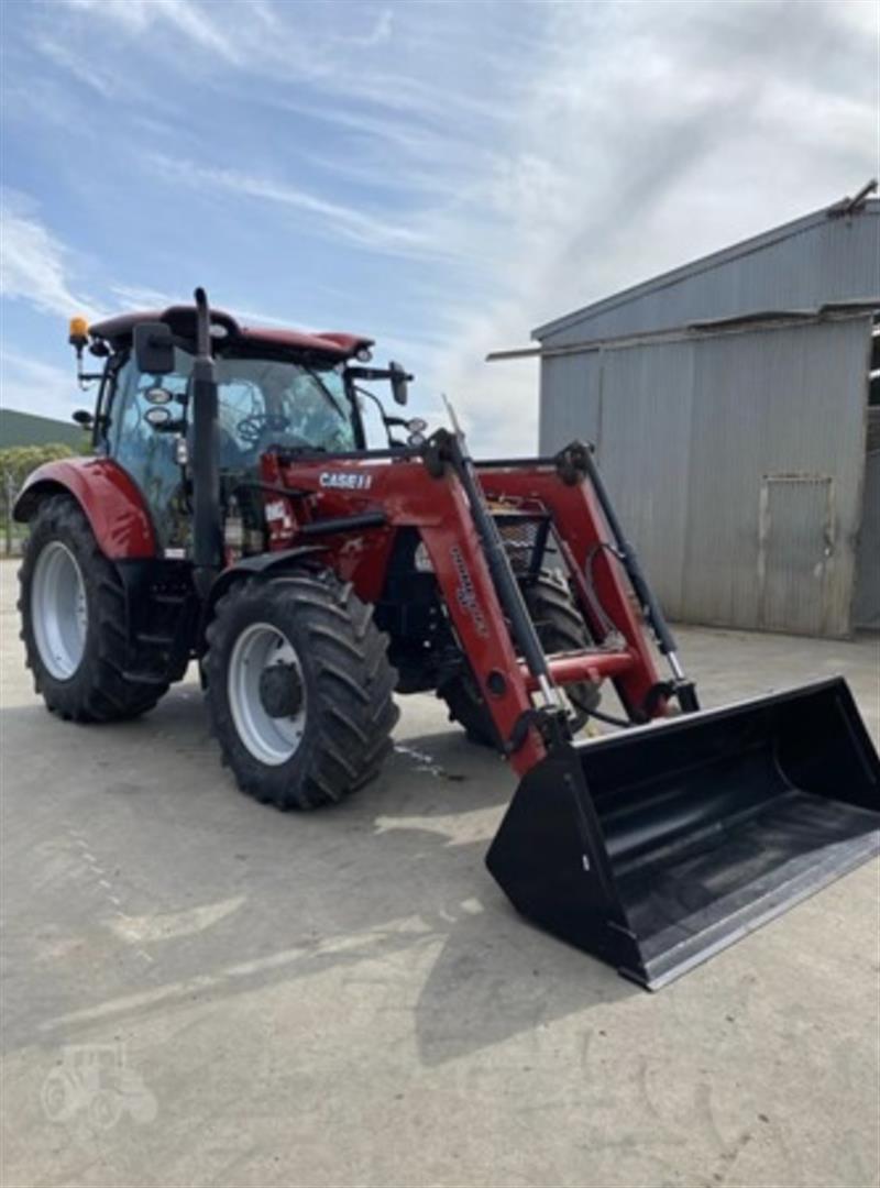 Case IH Maxxum 125 tractor