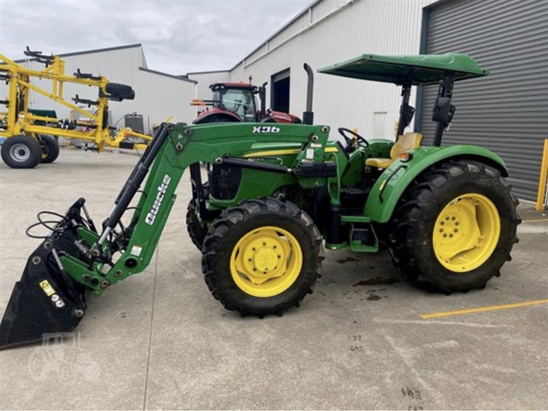 John Deere 5075E tractor