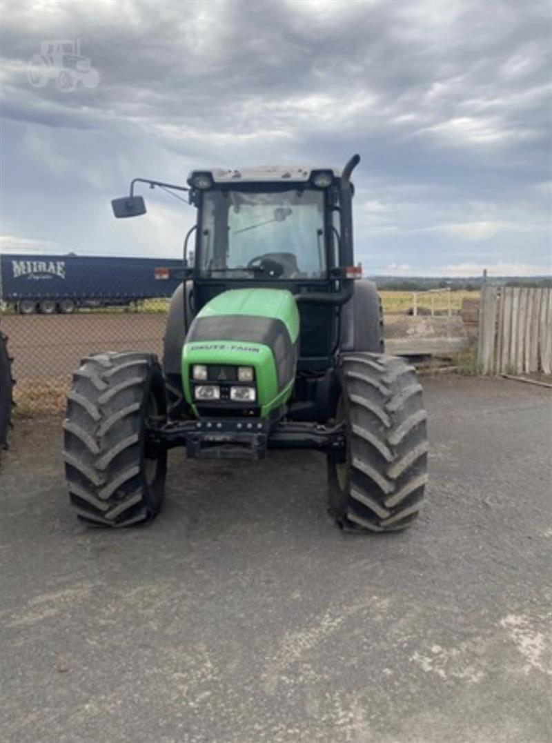 Deutz Fahr Agrofarm 430 tractor