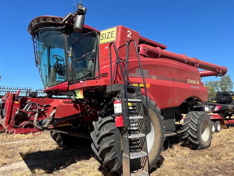 Case IH 7250 combine harvester