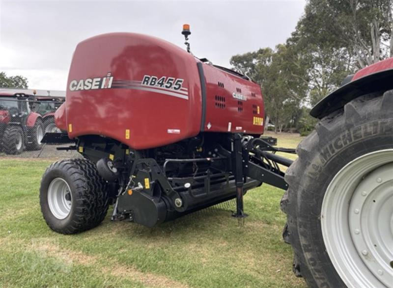 Case IH RB455 round baler