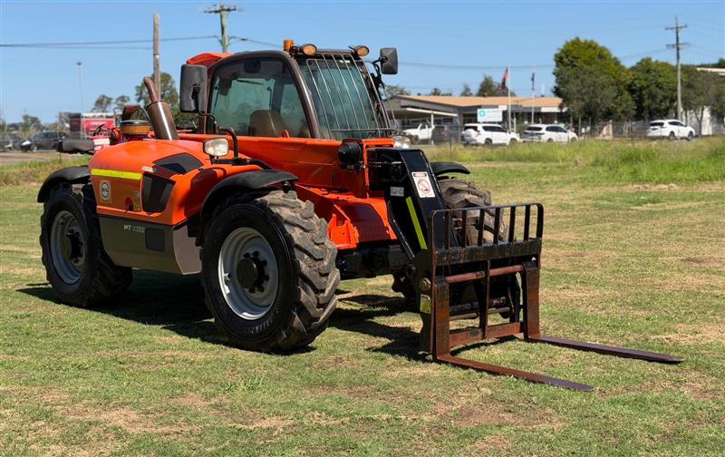 Manitou MT-X 732 3.2t 7m telehandler