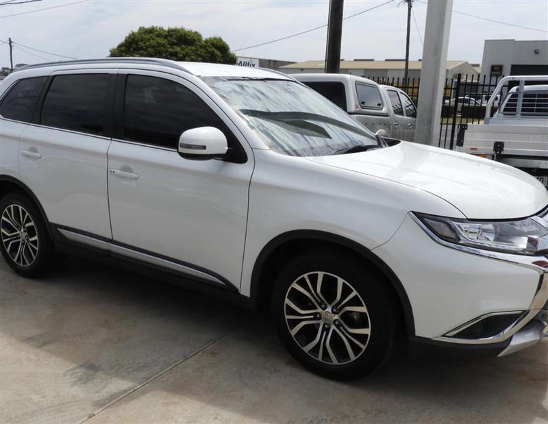 Mitsubishi Outlander LS ZL MY18.5 suv