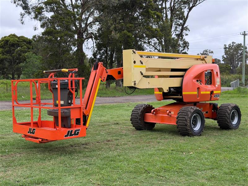 JLG 450AJ 45ft 13.7m knuckle boom scissor lift elevated work platform
