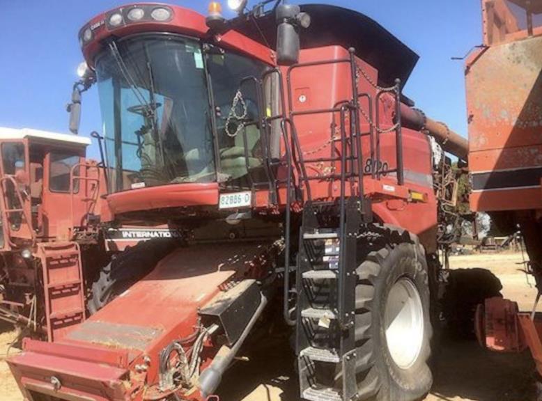 Case IH 8120 Header