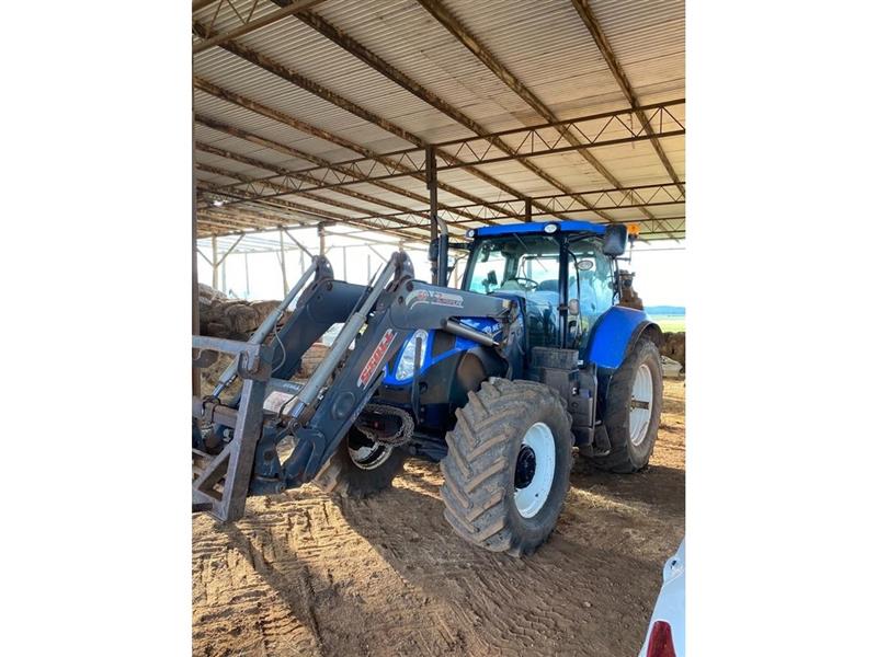 Photo 1. New Holland T7.170 tractor