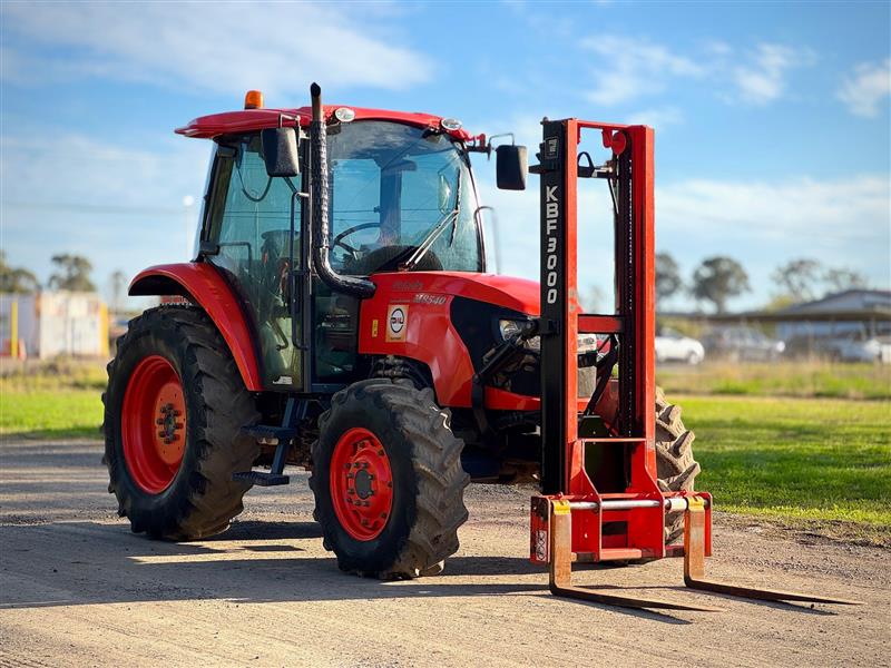 Kubota M8540 diesel 4x4 awd farm tra...