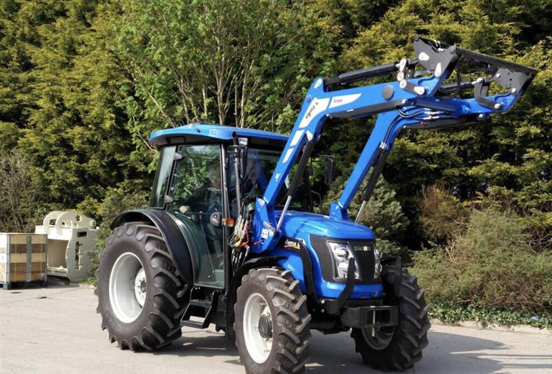 Photo 1. Solis S90 tractor