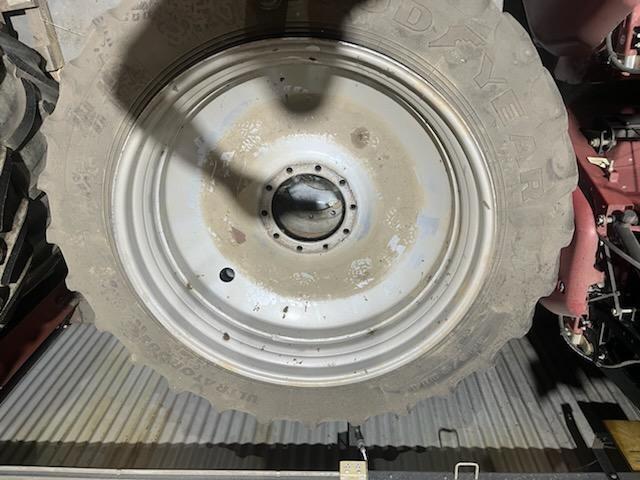 Goodyear 380/90R46 tubeless tyre