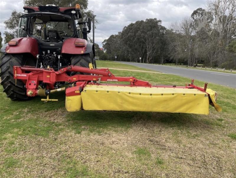 Pottinger 305H windrower