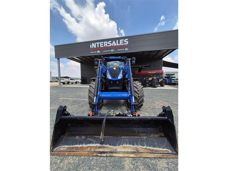 New Holland T7.210 tractor