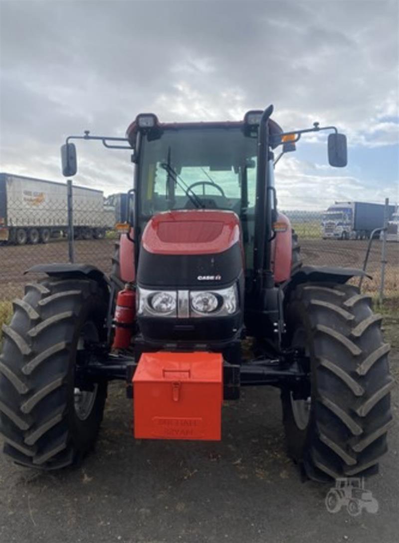Case IH Farmall 100JX tractor