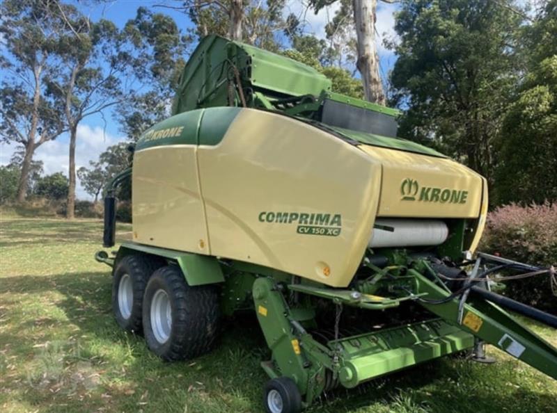 Krone Comprima CV150XC round baler