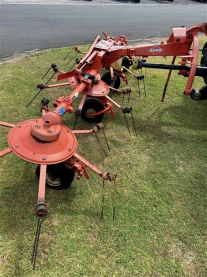 Kuhn GMD2800FF hay mower