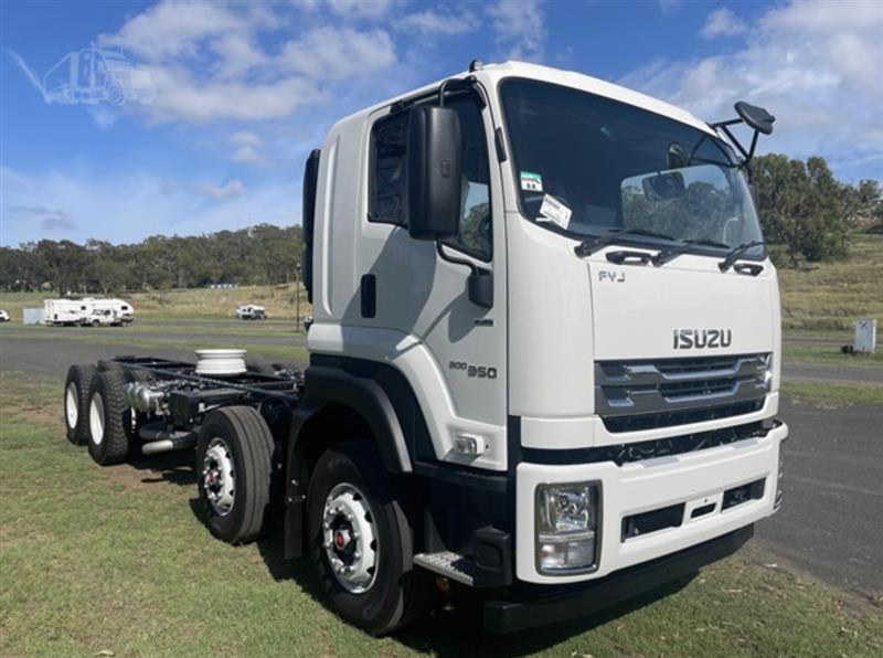 Isuzu FYJ300-350 truck