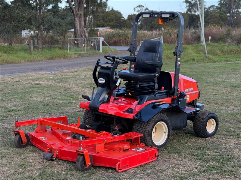 Kubota F3690 72inch diesel out front deck ride on lawn mower