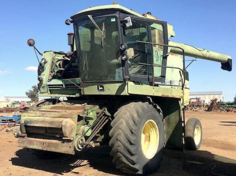 John Deere 7720 header