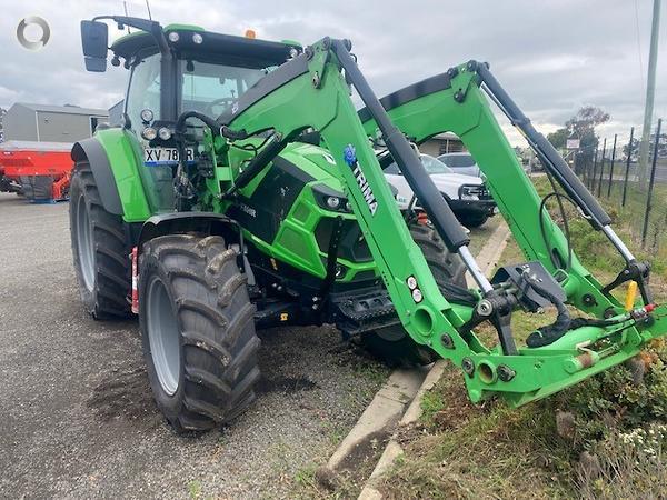 Photo 1. Deutz 6130 tractor