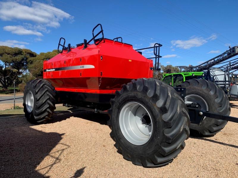 Horwood Bagshaw 14000L Quad Air Cart