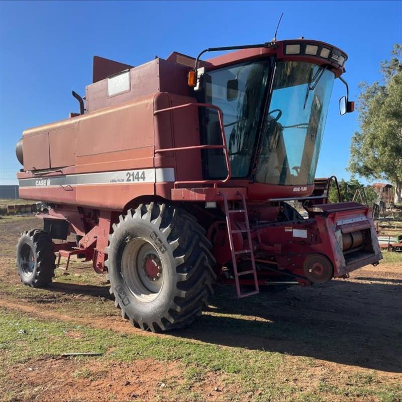 International/Case IH 2144 Header