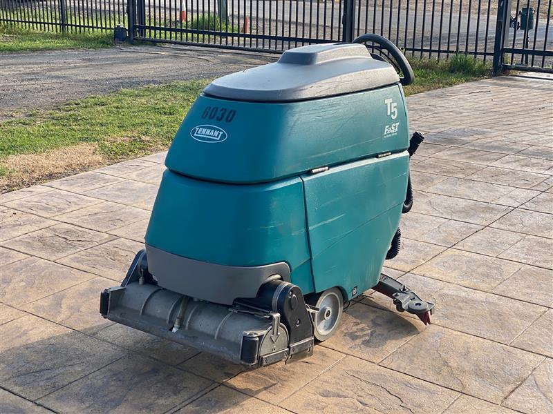 Tennant T5 H2O electric walk behind ...