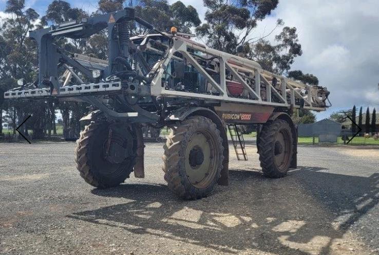 Hardi Rubicon 9048 self propelled sprayer