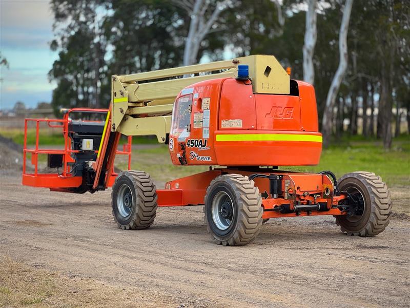 JLG 450AJ 45ft 13.7M knuckle boom scissor lift elevated work platform