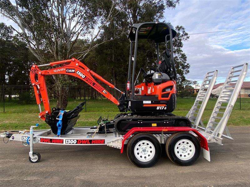 Kubota U17-3 mini tight access excav...
