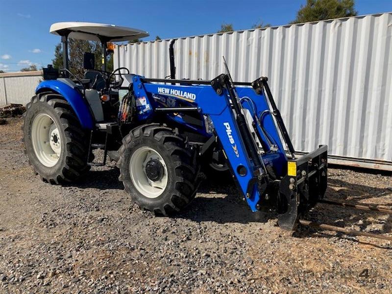 Photo 1. New Holland T5.110 ROPS Loader tractor