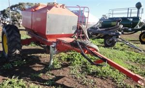 Photo 4. Horwood Bagshaw 4000 Streamline Air Seeder Cart