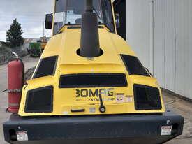 Photo 3. Bomag BW211PD-4 roller