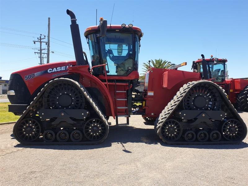 Photo 2. Case IH Steiger 500 Rowtrac tracked tractor