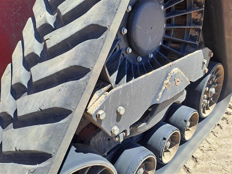 Photo 4. Case IH rowtrac 500 ps track tractor