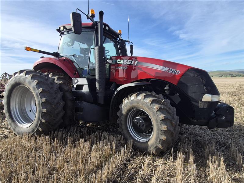 Case IH Magnum 280 Tractor