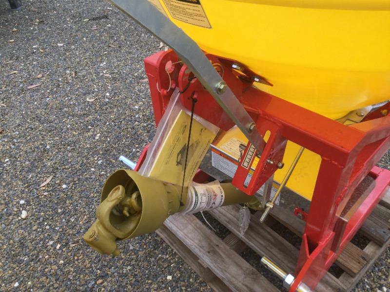 Photo 2. 2022 Iris KS530 Linkage Conical Spreader