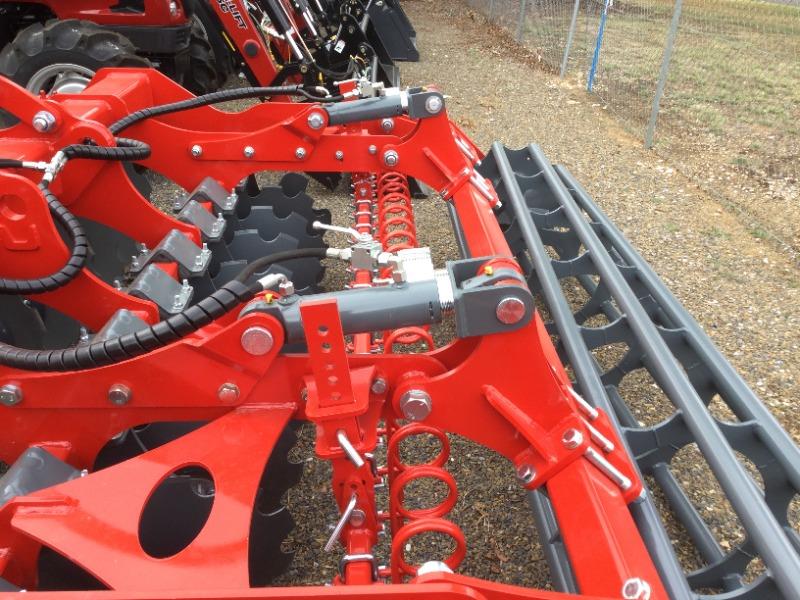 Photo 4. 2022 Unia Ares XL3 Linkage Multi Tiller