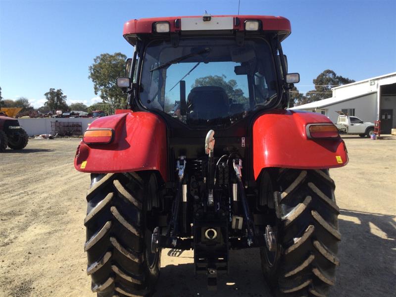 Photo 5. 2019 Case IH Maxxum 110 Ultimate Spec Tractor