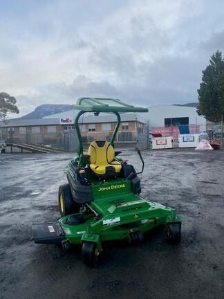 Photo 2. John Deere Z997R Mower Zero Turn
