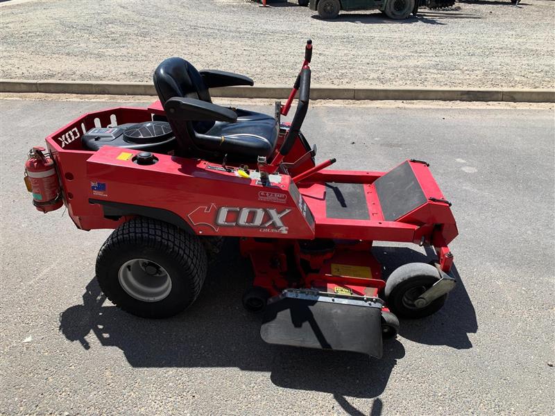 Photo 2. COX Cruiser 42 Zero turn mower