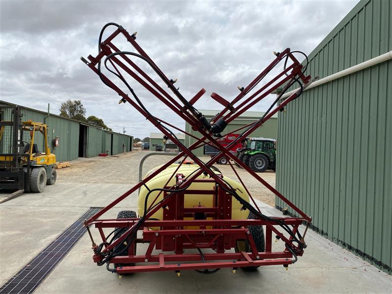 Photo 2. Hardi 1200L Trailing sprayer