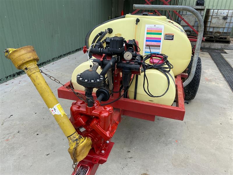 Photo 3. Hardi 1200L Trailing sprayer