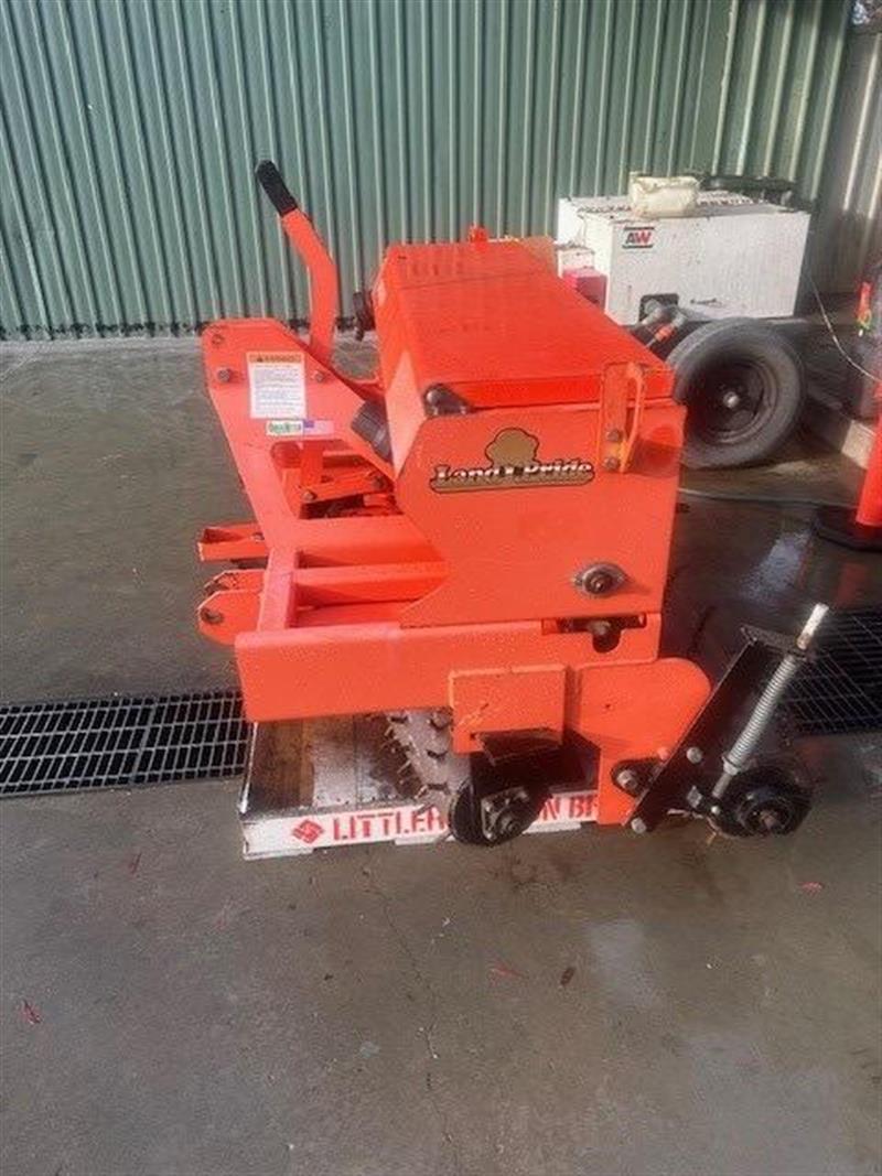 Photo 4. Landpride AP1560 airseeder