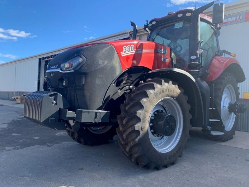 Photo 2. Case IH AFS Connect Magnum 380 FWA Tractor