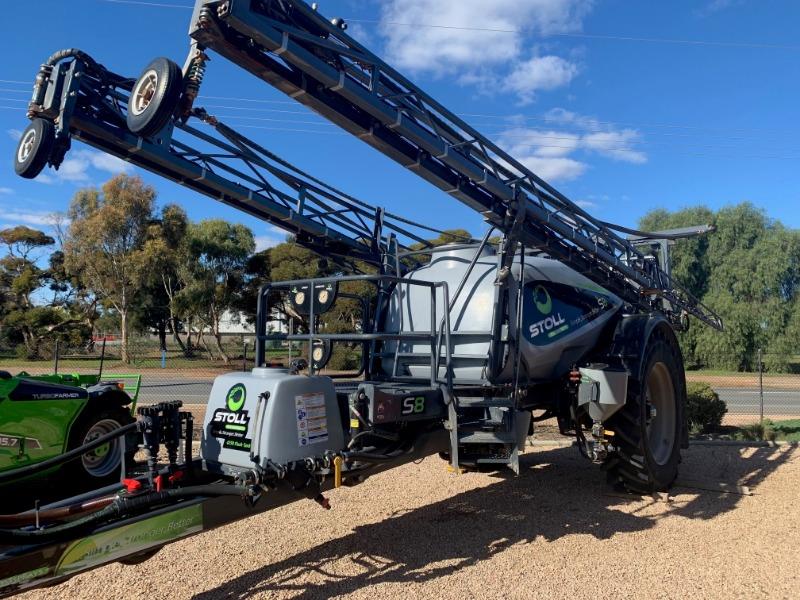 Photo 2. Stoll 2018 S8 Trailed Sprayer